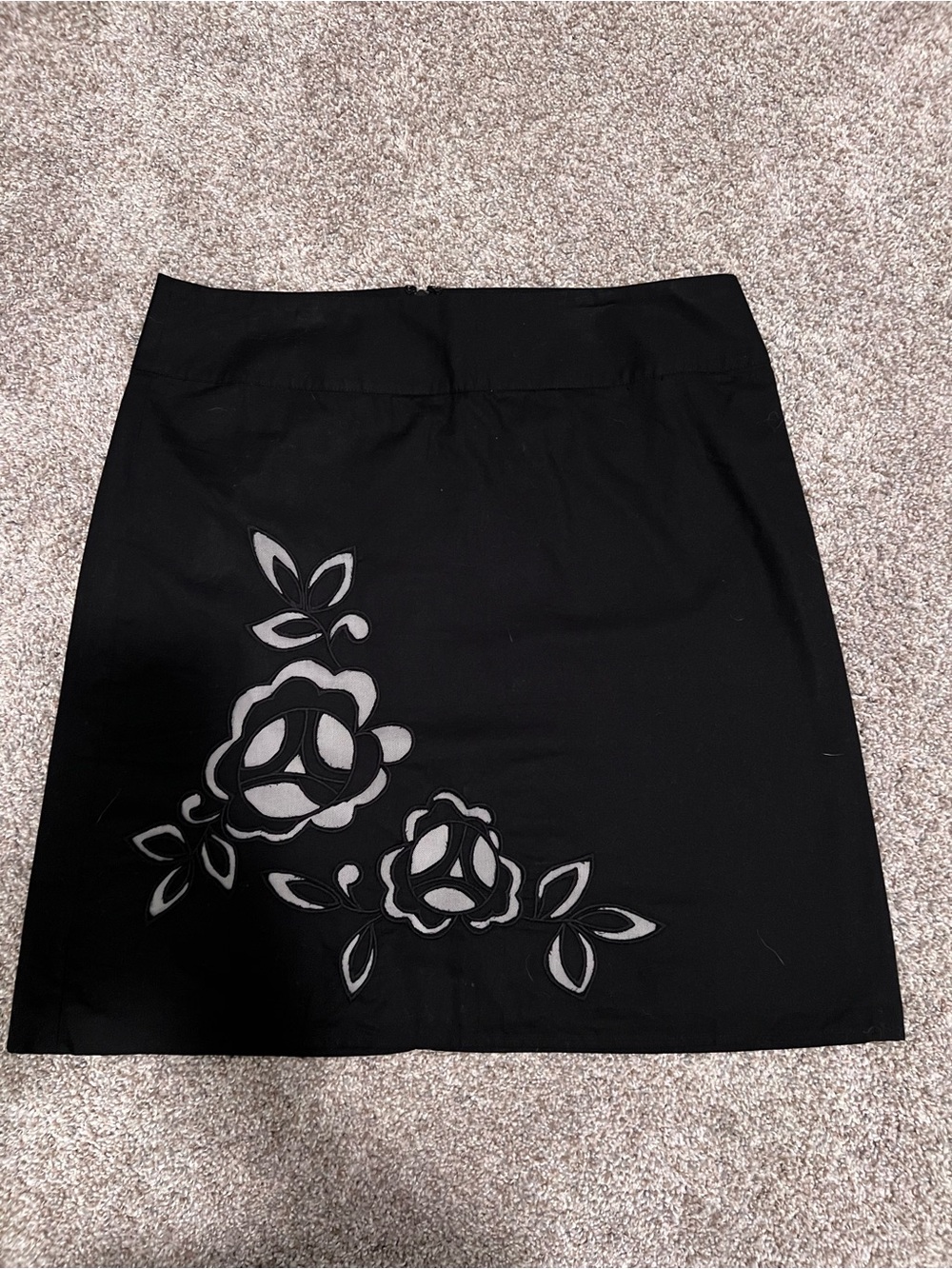 Anne Taylor, NWT, Black Floral Appliqué Pencil Skirt, Women's 6